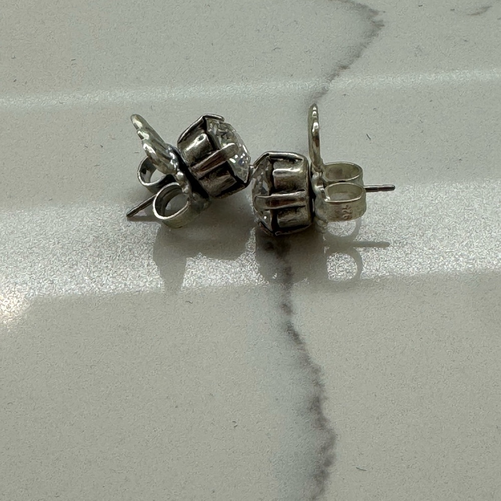 Cubic Zirconia 925 Stamped Studs with Crown Backing - Picture 4 of 7
